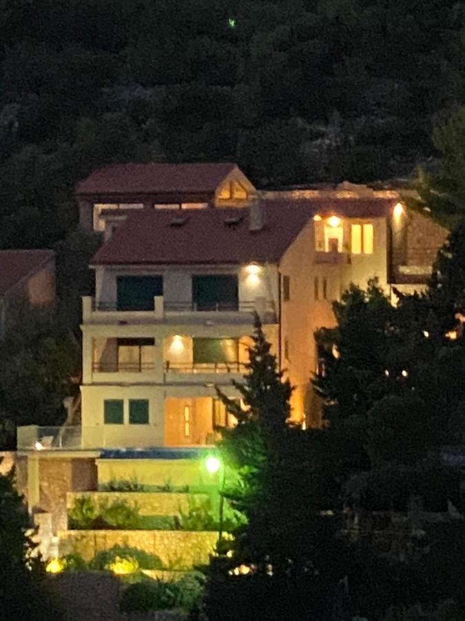 Villa Relax , With Seaview And Two Pools Near Beach Starigrad (Kvarner) Exterior foto