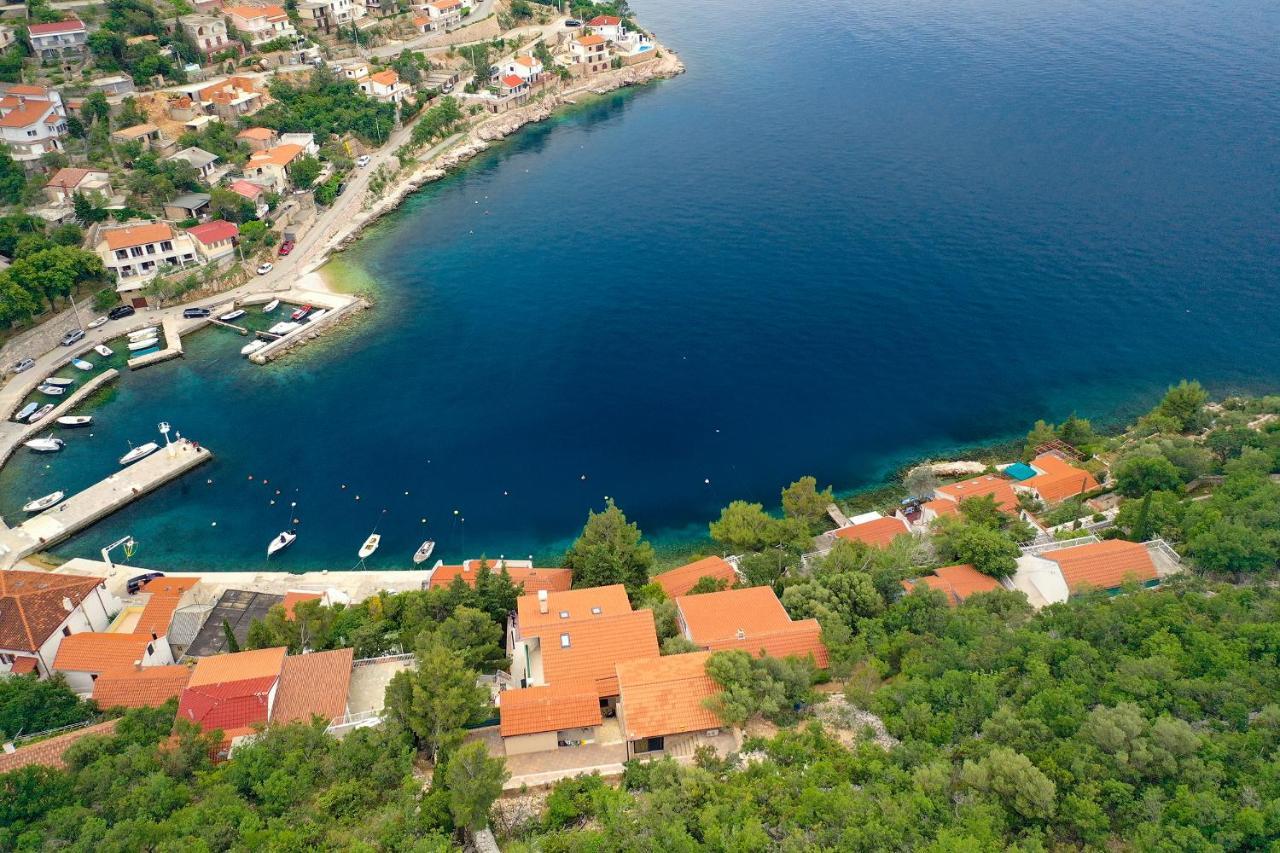 Villa Relax , With Seaview And Two Pools Near Beach Starigrad (Kvarner) Exterior foto