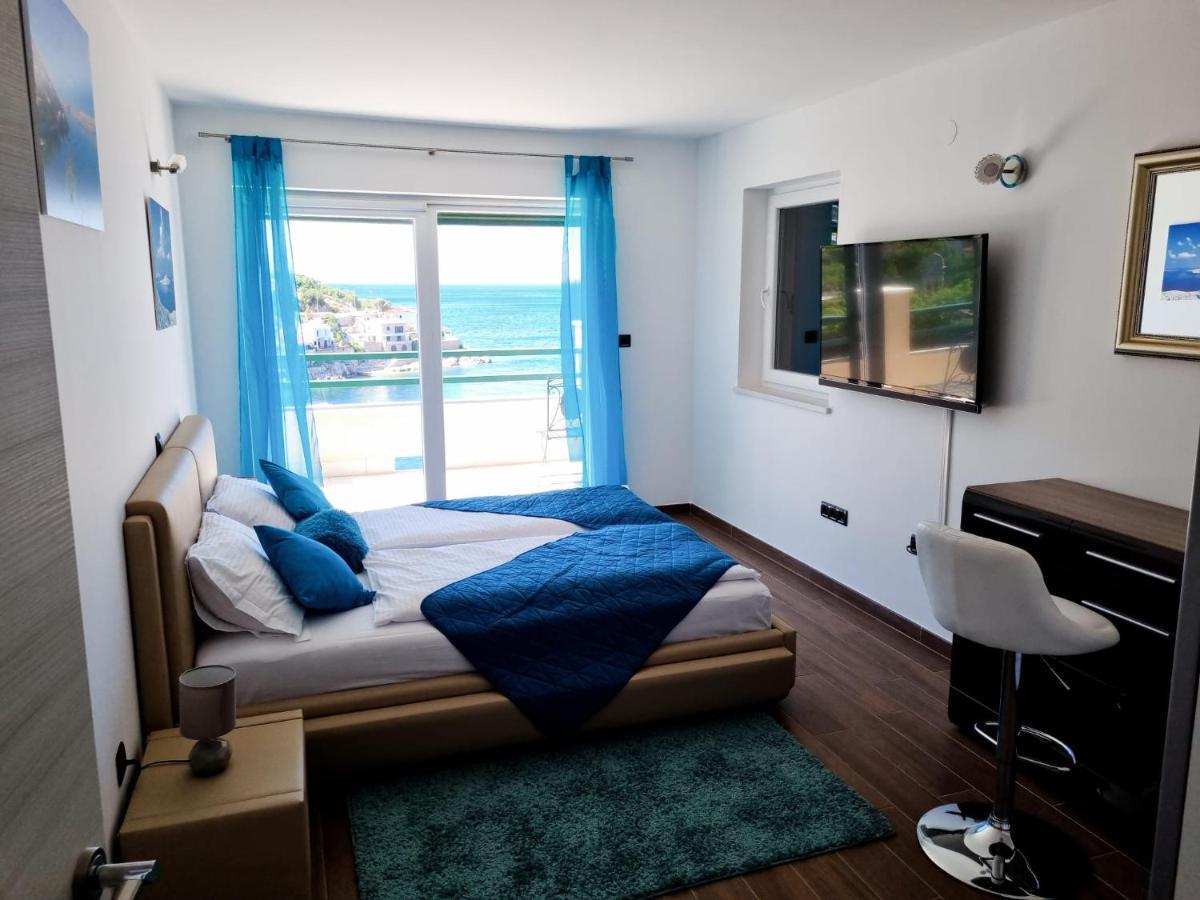 Villa Relax , With Seaview And Two Pools Near Beach Starigrad (Kvarner) Exterior foto