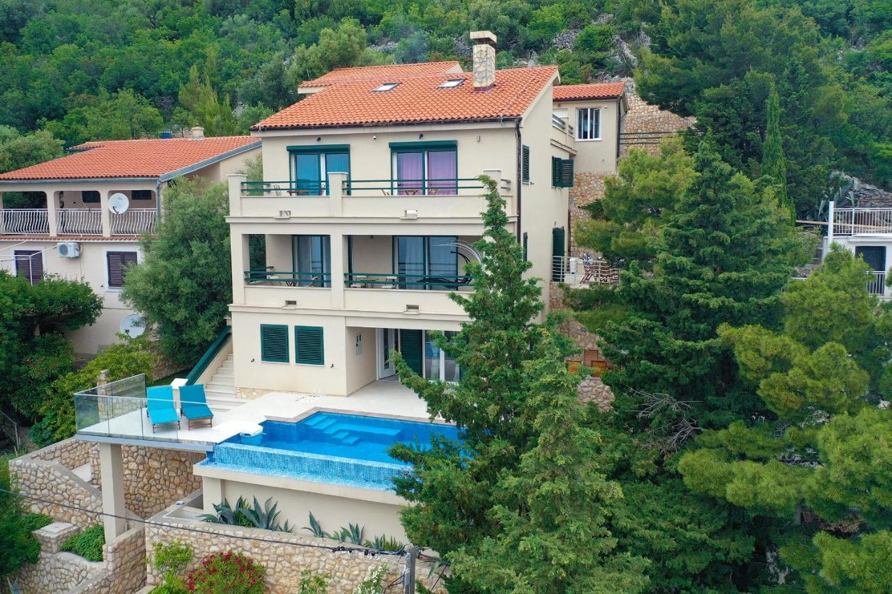 Villa Relax , With Seaview And Two Pools Near Beach Starigrad (Kvarner) Exterior foto