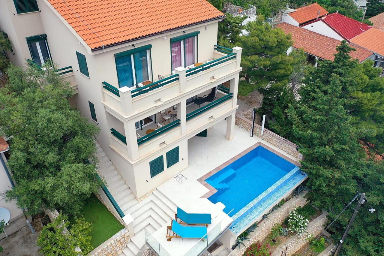 Villa Relax , With Seaview And Two Pools Near Beach Starigrad (Kvarner) Exterior foto