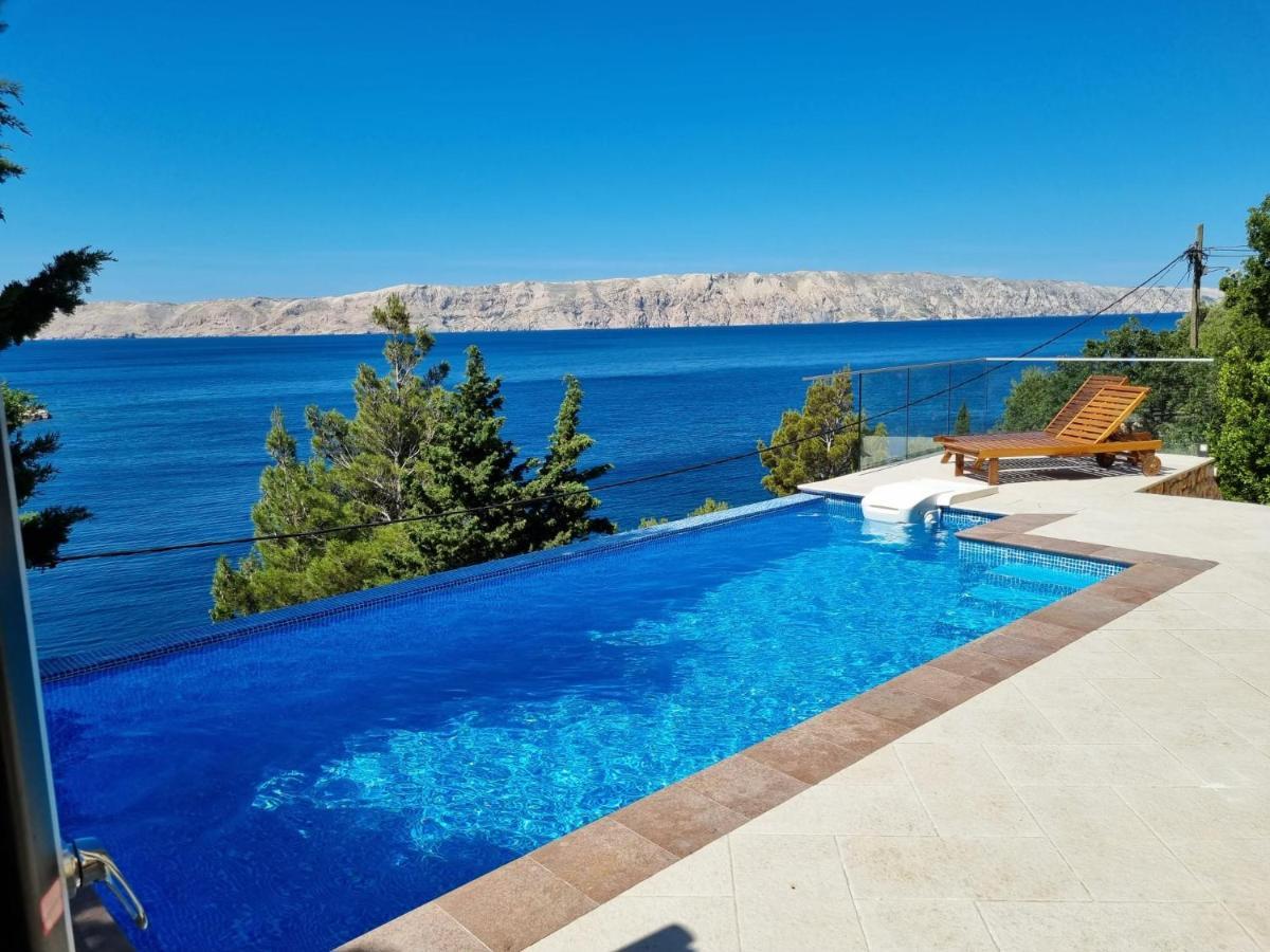 Villa Relax , With Seaview And Two Pools Near Beach Starigrad (Kvarner) Exterior foto