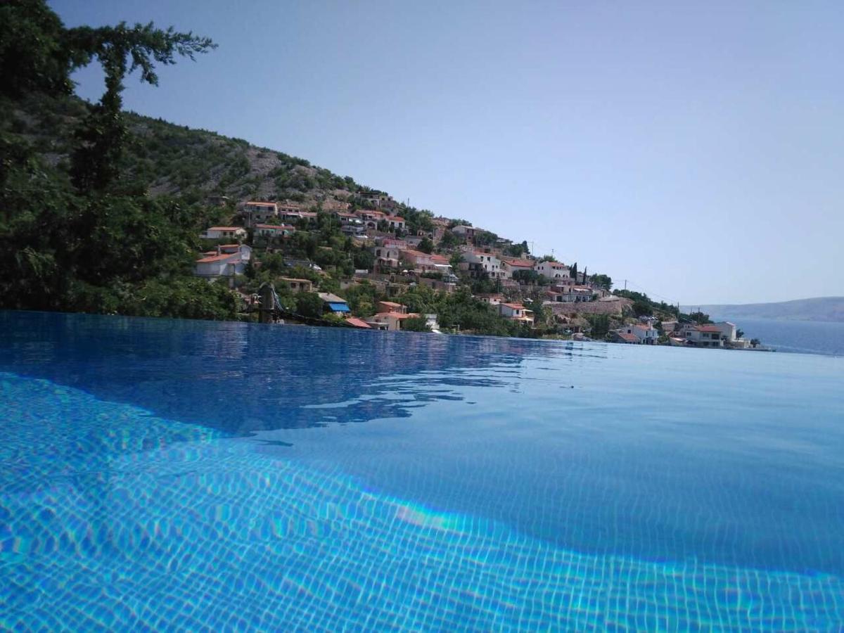 Villa Relax , With Seaview And Two Pools Near Beach Starigrad (Kvarner) Exterior foto